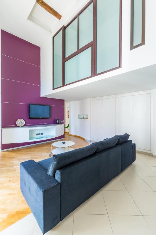 Design & Studio Duplex At National Museum ナポリ エクステリア 写真