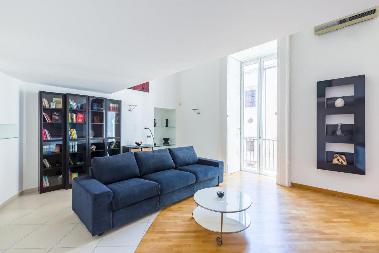 Design & Studio Duplex At National Museum ナポリ エクステリア 写真