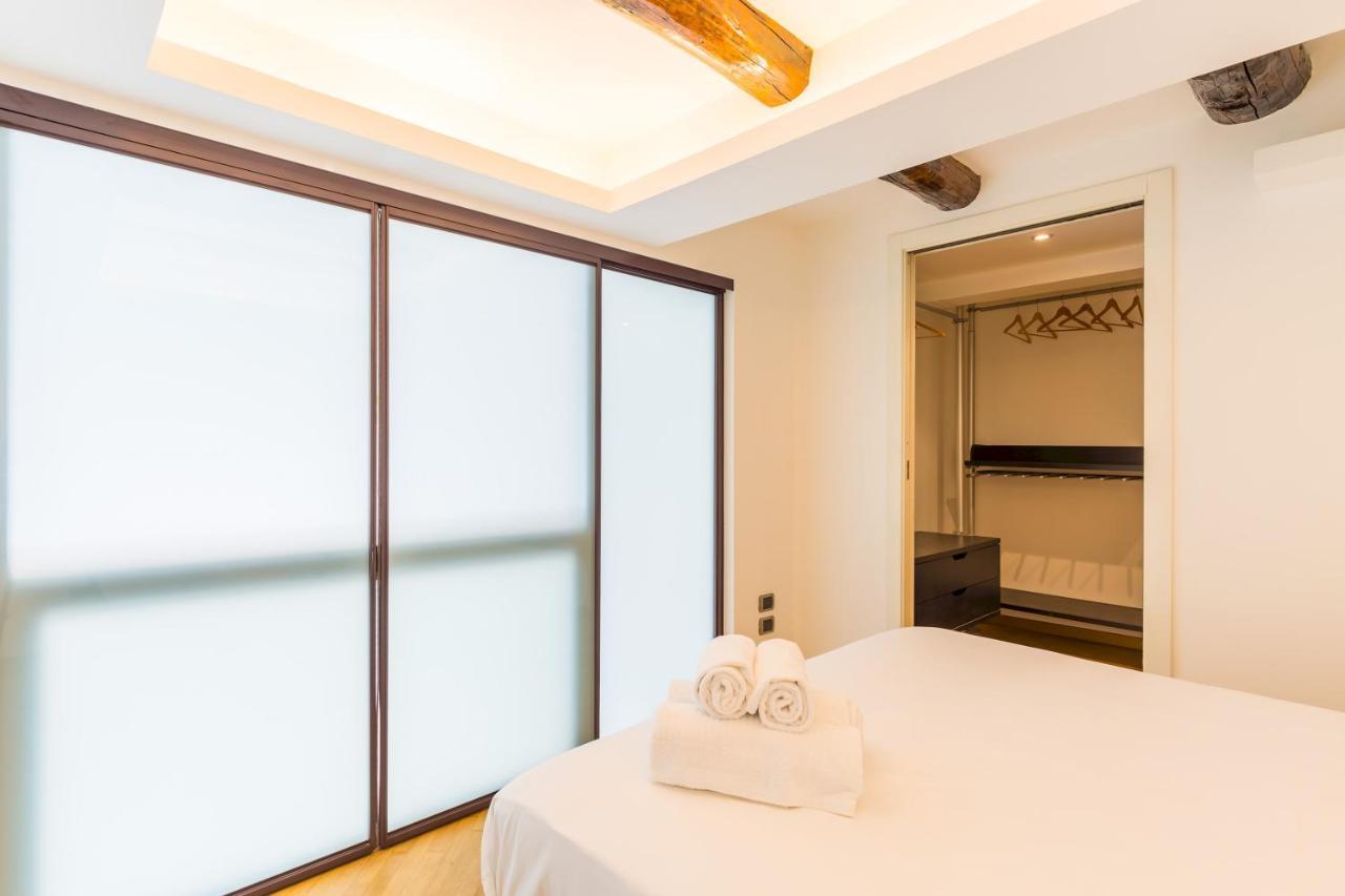 Design & Studio Duplex At National Museum ナポリ エクステリア 写真