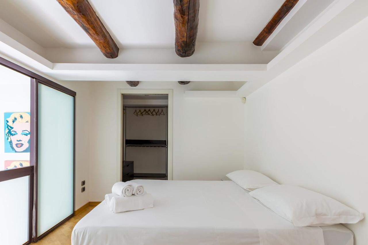 Design & Studio Duplex At National Museum ナポリ エクステリア 写真