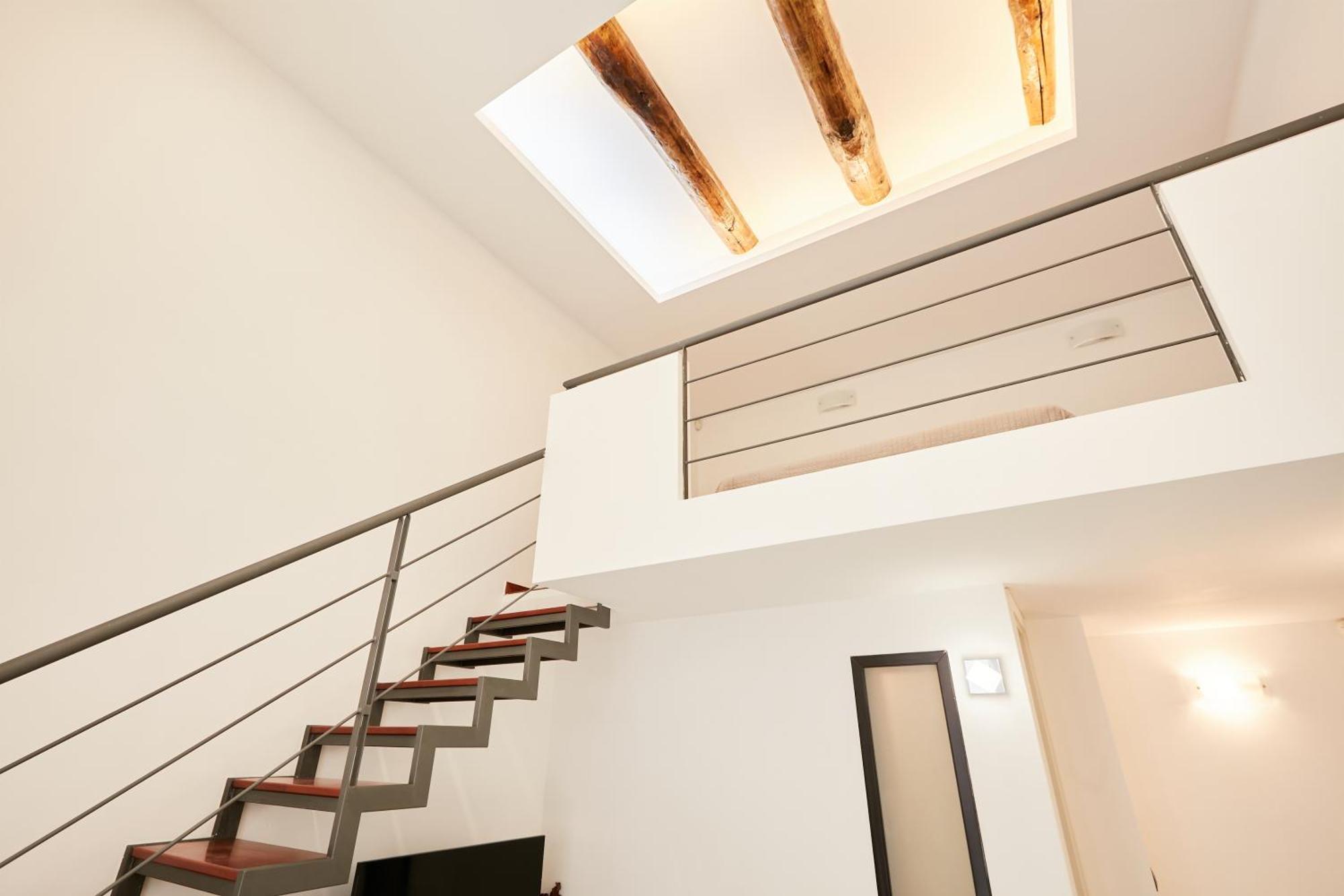 Design & Studio Duplex At National Museum ナポリ エクステリア 写真